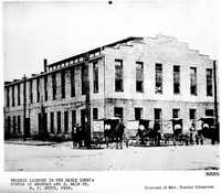 Phoenix Laundry, early 1900's