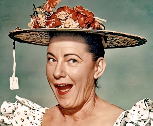 Cousin Minnie Pearl
