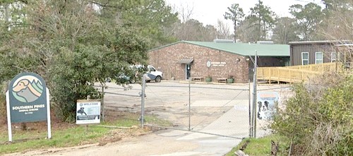 Southern Pines Animal Shelter road view