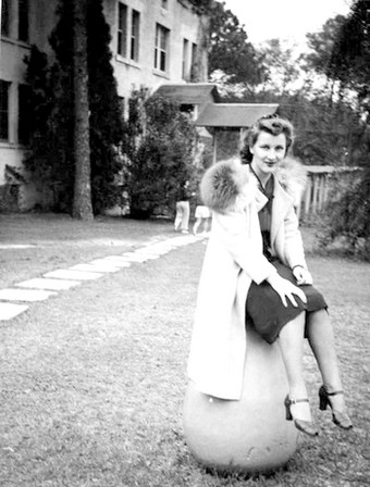 Unidentified photo d009